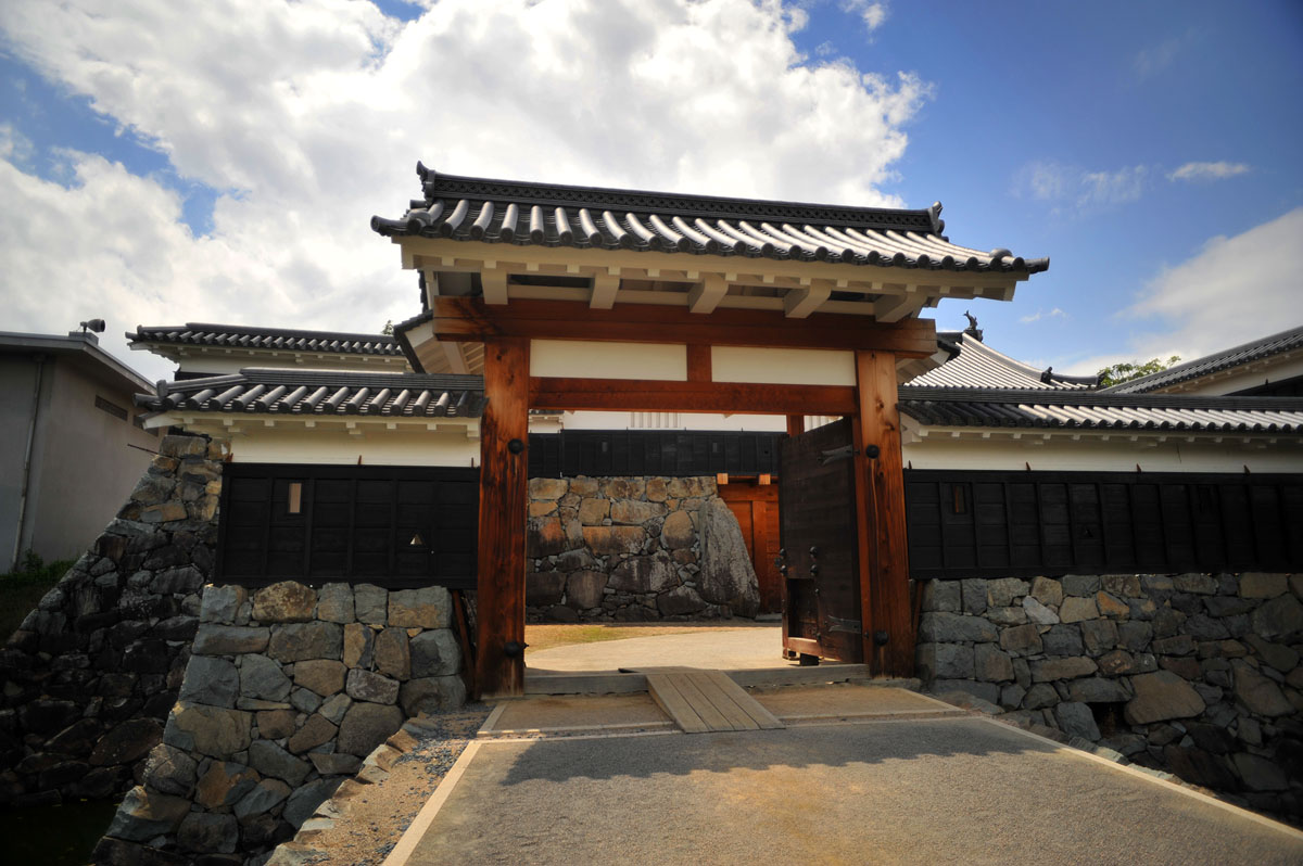 Hlavní brána hradu Matsumoto_castle_6
